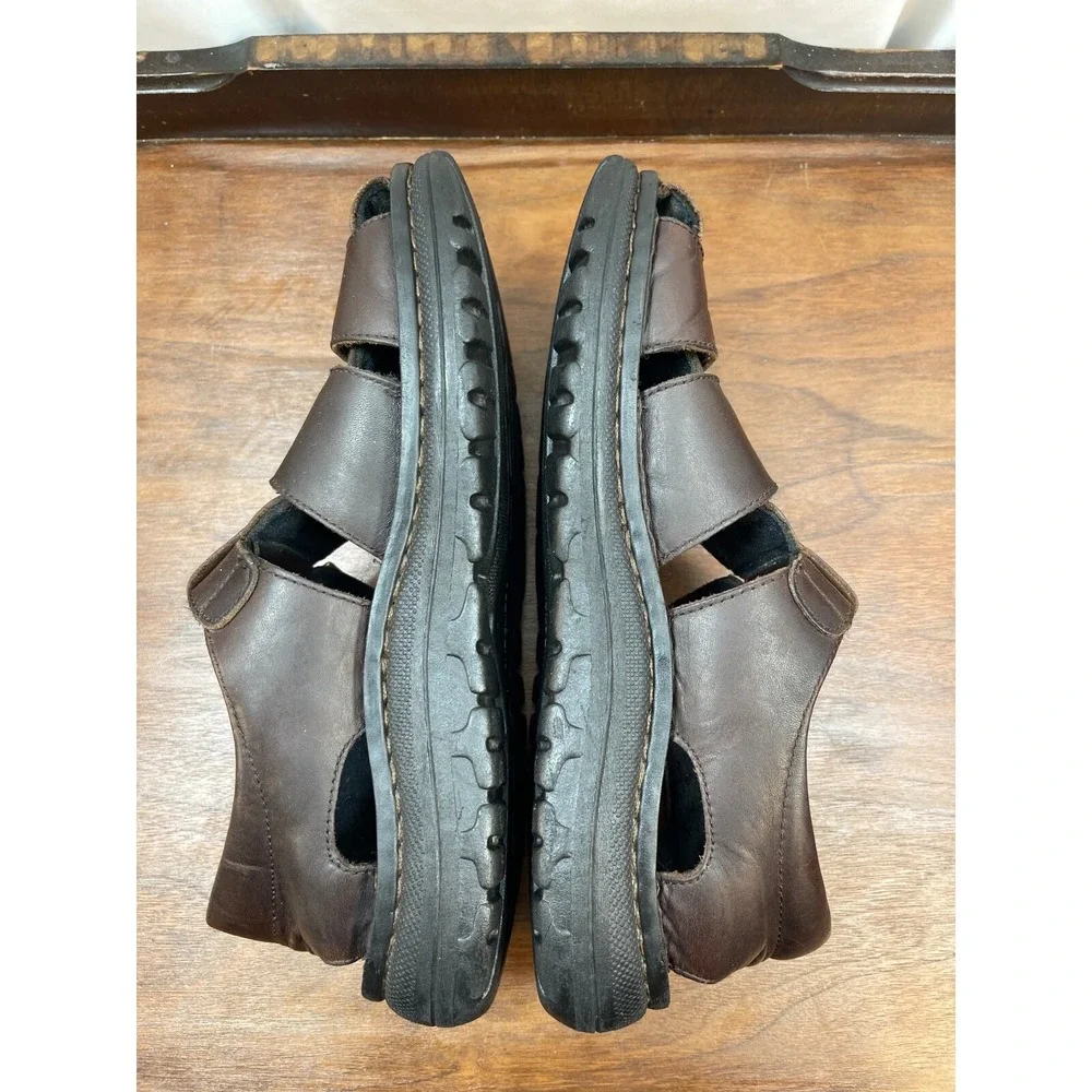Fisherman Skechers Men's Size 11 Sandals Brown Leather Uppers Style 7411 Clean